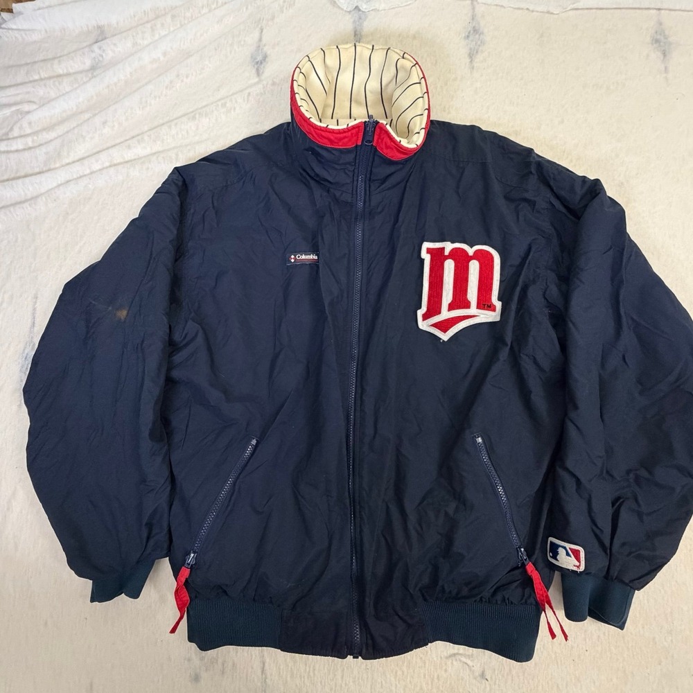 Columbia Minnesota Twins Reversible Puffer Jacket Mens L MLB Navy Pinstripe